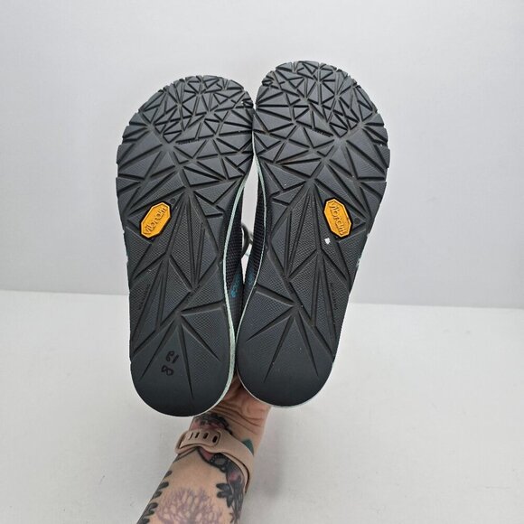 New Balance | Minimus Gorpcore gray barefoot Vibram flat sole sneakers | WMS 6 - Picture 9 of 9
